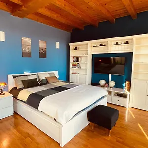  Bed & Breakfast Magenta B&B